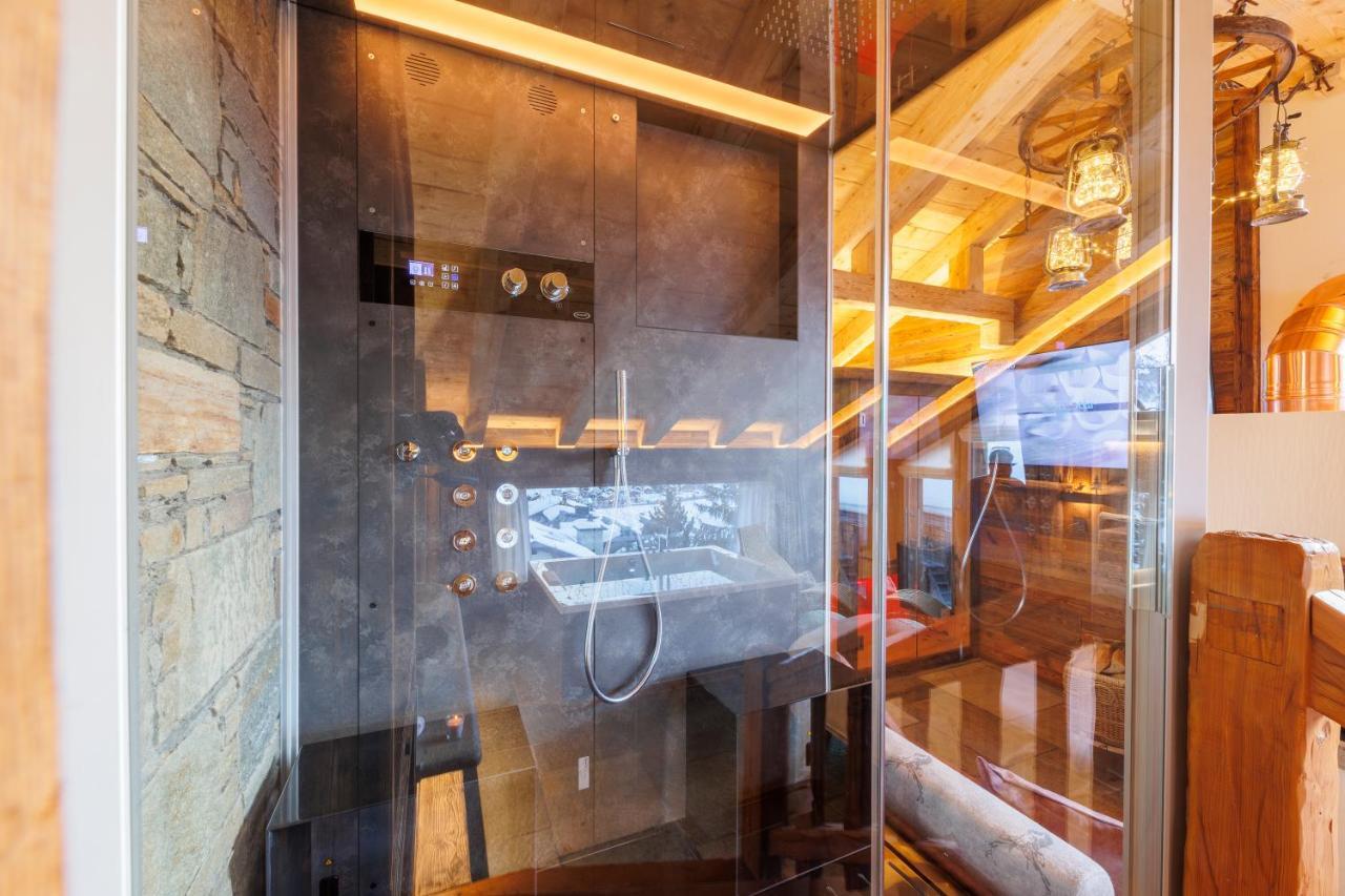Park Chalet Village Livigno Exterior photo