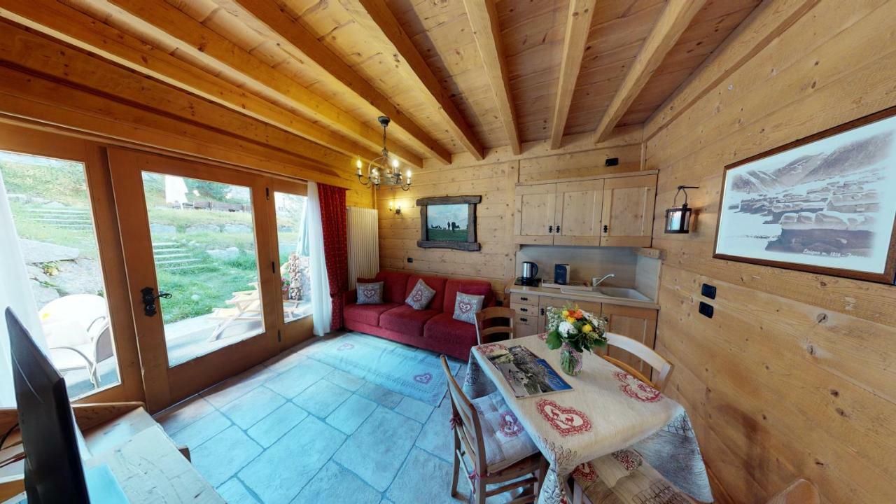 Park Chalet Village Livigno Exterior photo