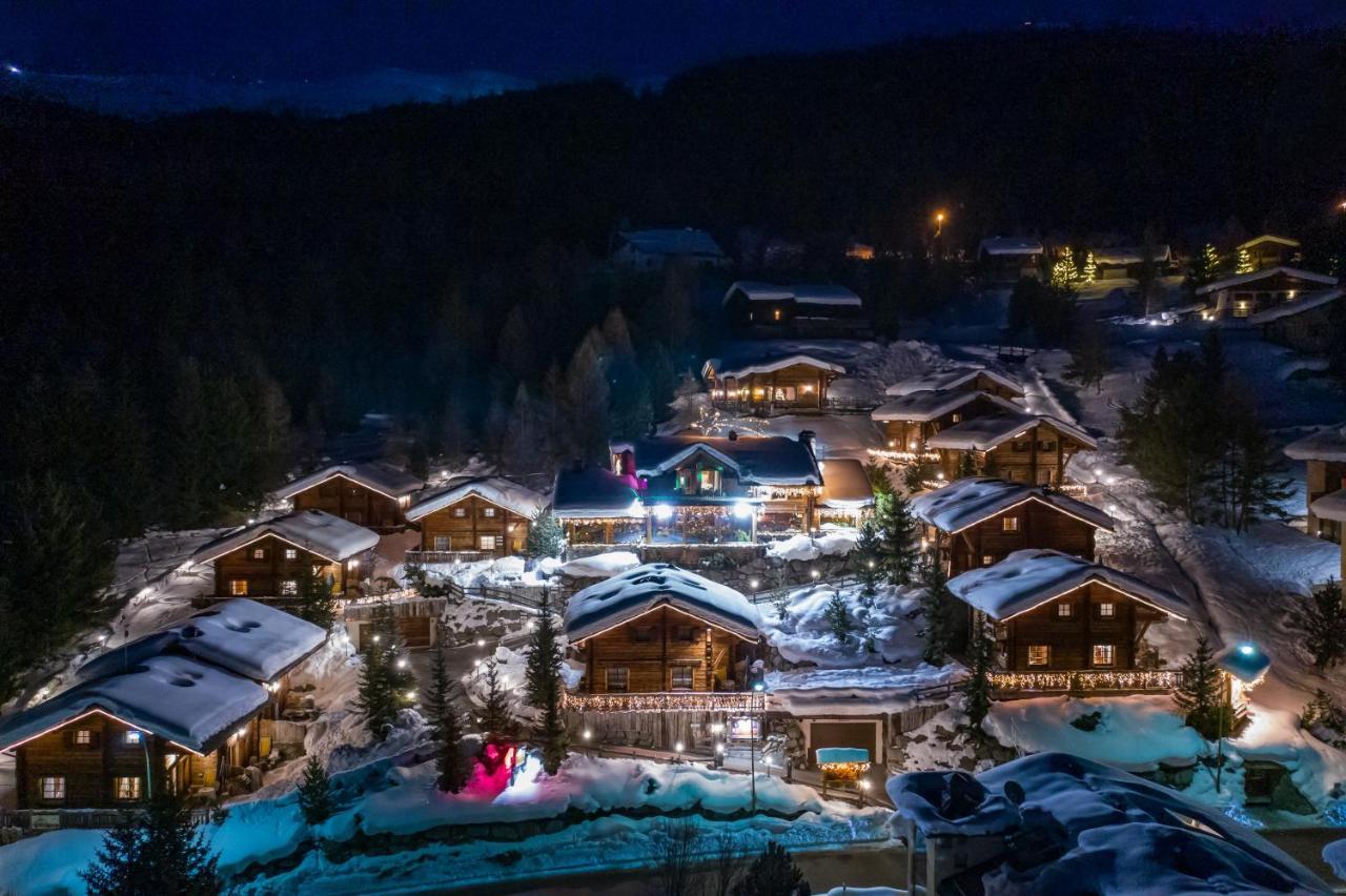 Park Chalet Village Livigno Exterior photo